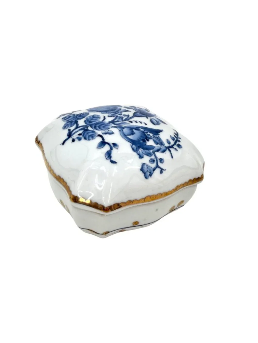 Tryon House this porcelain